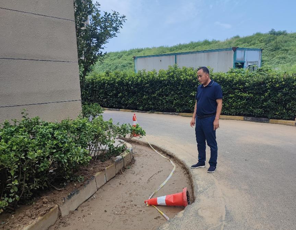 集團公司黨委委員、副總經(jīng)理祁紅軍到柳林安置區(qū)檢查督導(dǎo)消防整改和驗收工作